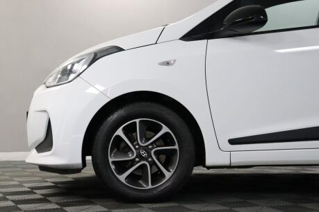 Hyundai i10 GO SE 28
