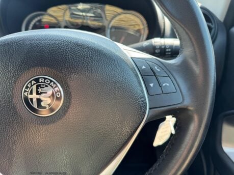 Alfa Romeo Mito TWINAIR 16