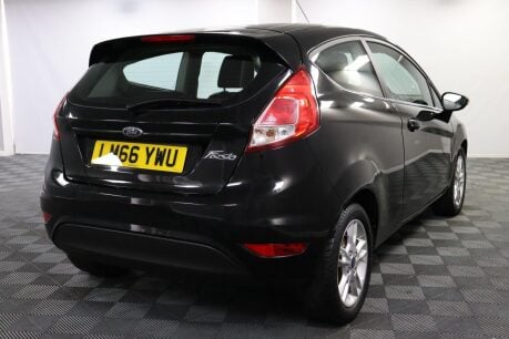 Ford Fiesta ZETEC 9