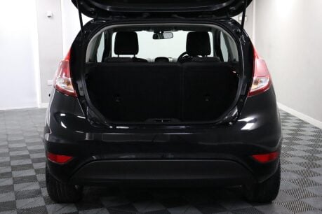 Ford Fiesta ZETEC 11