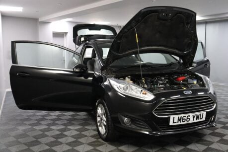 Ford Fiesta ZETEC 12