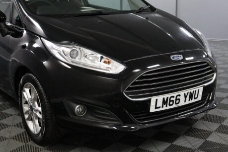 Ford Fiesta ZETEC 22