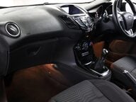 Ford Fiesta ZETEC 29