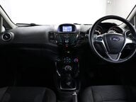 Ford Fiesta ZETEC 33