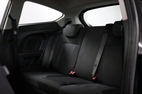 Ford Fiesta ZETEC 34