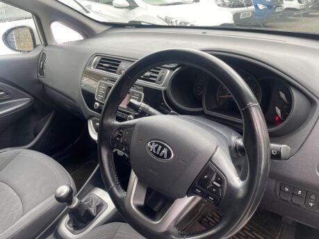 Kia Rio SR7 9
