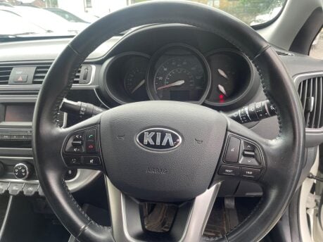 Kia Rio SR7 12