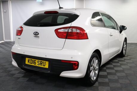 Kia Rio SR7 12