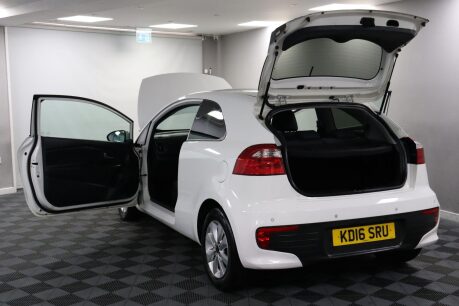Kia Rio SR7 22