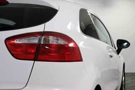 Kia Rio SR7 24