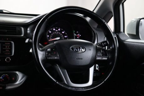Kia Rio SR7 44