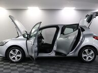 Renault Clio DYNAMIQUE NAV TCE 6