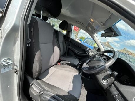 Hyundai i20 T-GDI SE 9