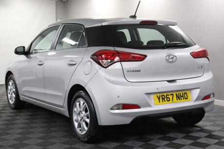 Hyundai i20 T-GDI SE 11