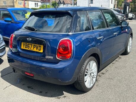 Mini Hatch COOPER 8