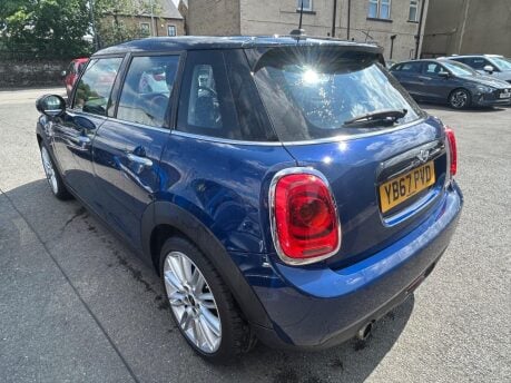Mini Hatch COOPER 5