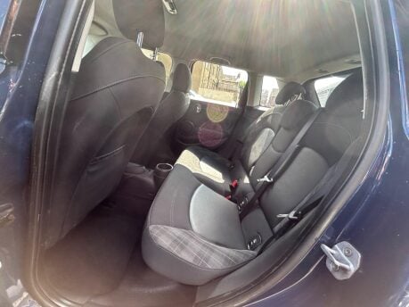 Mini Hatch COOPER 10