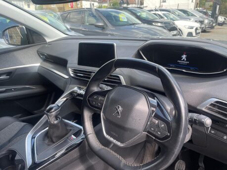 Peugeot 3008 S/S ALLURE 8