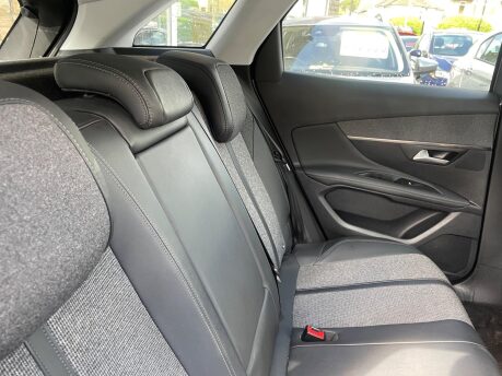 Peugeot 3008 S/S ALLURE 10