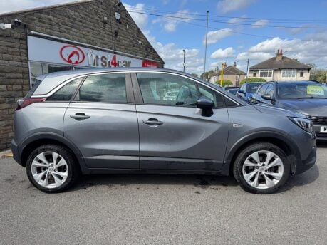 Vauxhall Crossland X TECH LINE NAV S/S 4