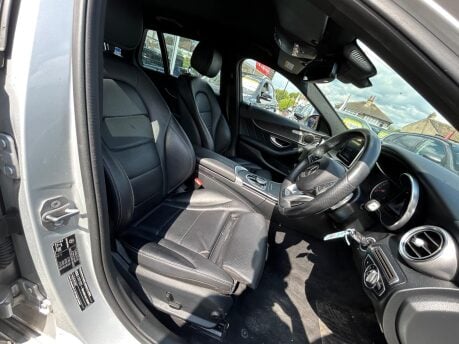 Mercedes-Benz C Class C 220 D AMG LINE 7