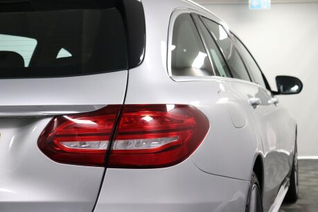 Mercedes-Benz C Class C 220 D AMG LINE 24