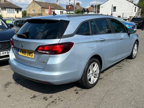 Vauxhall Astra TECH LINE NAV CDTI ECOTEC S/S 8