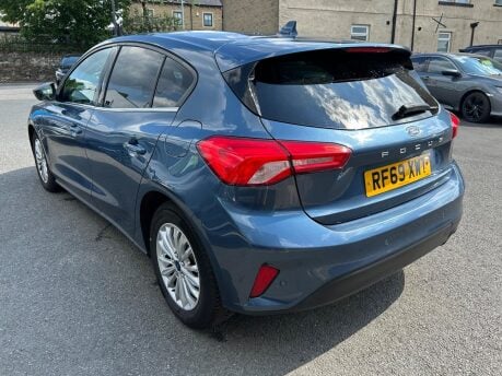 Ford Focus TITANIUM 5