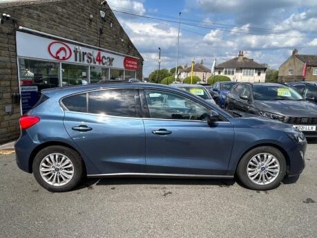Ford Focus TITANIUM 7