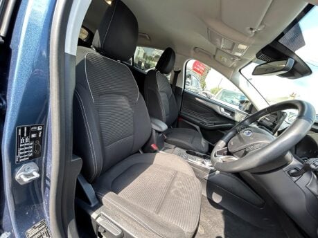 Ford Focus TITANIUM 9