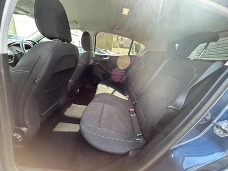 Ford Focus TITANIUM 11