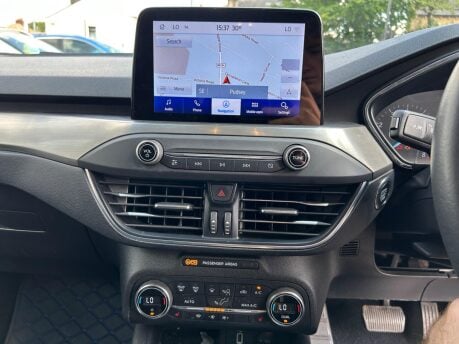 Ford Focus TITANIUM 16