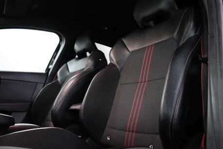 Renault Clio RS LINE TCE 36