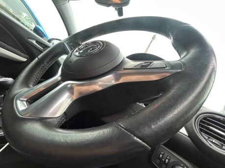 Vauxhall Adam JAM 16