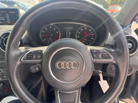 Audi A1 SPORTBACK TFSI SPORT NAV 14