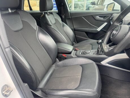 Audi Q2 TDI S LINE 7