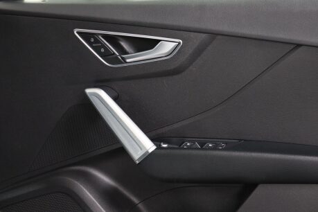 Audi Q2 TDI S LINE 37