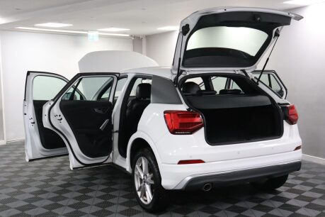 Audi Q2 TDI S LINE 22