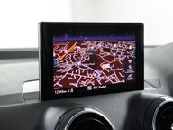 Audi Q2 TDI S LINE 38