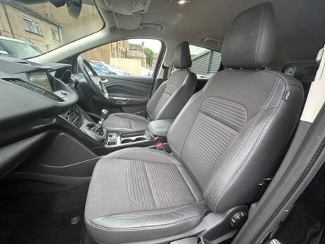 Ford Kuga TITANIUM TDCI 18