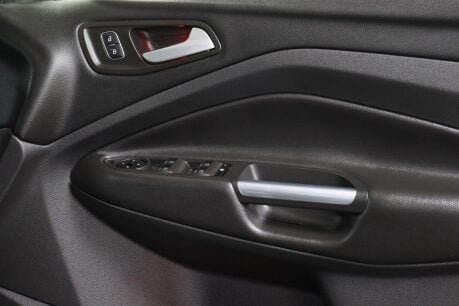 Ford Kuga TITANIUM TDCI 38