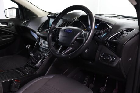 Ford Kuga TITANIUM TDCI 4