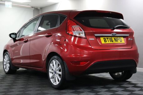 Ford Fiesta TITANIUM 23