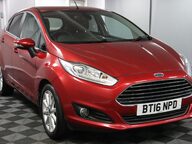 Ford Fiesta TITANIUM 31