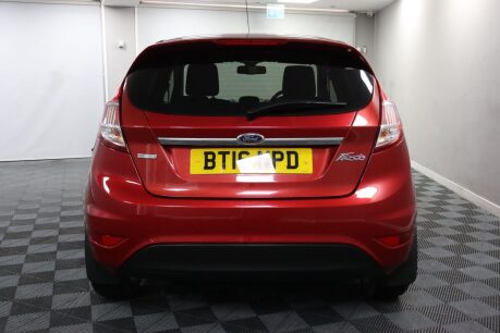 Ford Fiesta TITANIUM 9