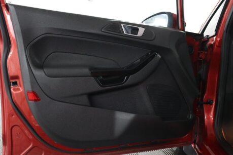 Ford Fiesta TITANIUM 43