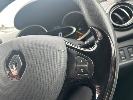 Renault Clio DYNAMIQUE S NAV TCE 14