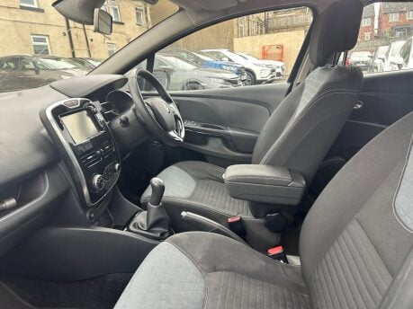 Renault Clio DYNAMIQUE S NAV TCE 15