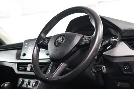 Skoda Scala SE TSI 13