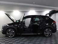Hyundai TUCSON CRDI PREMIUM SE 5